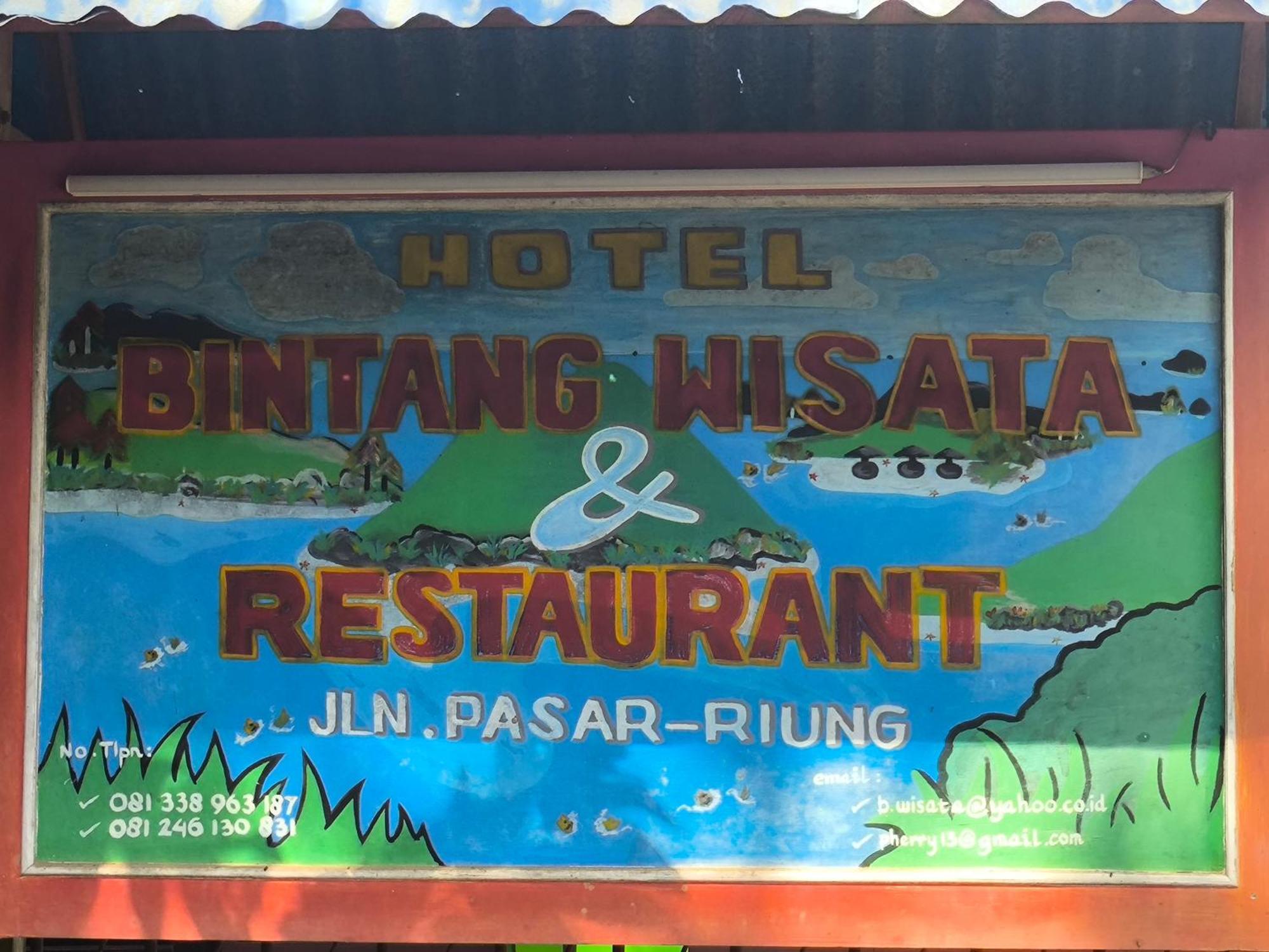 Bintang Wisata Riung Hotel Buitenkant foto