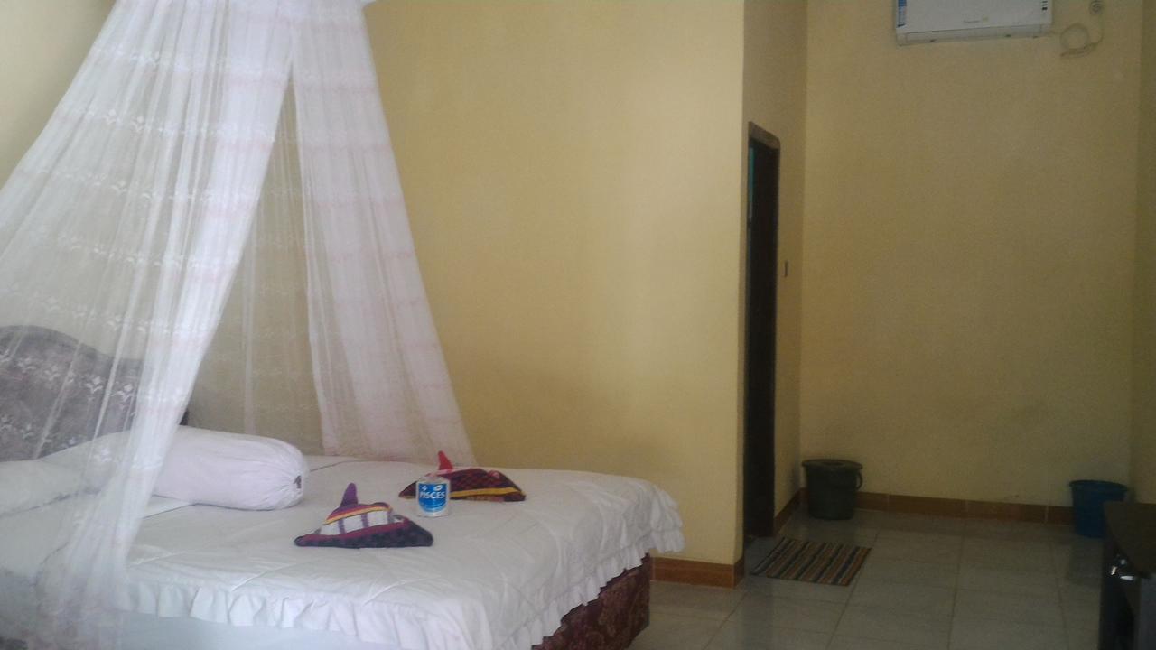 Bintang Wisata Riung Hotel Buitenkant foto